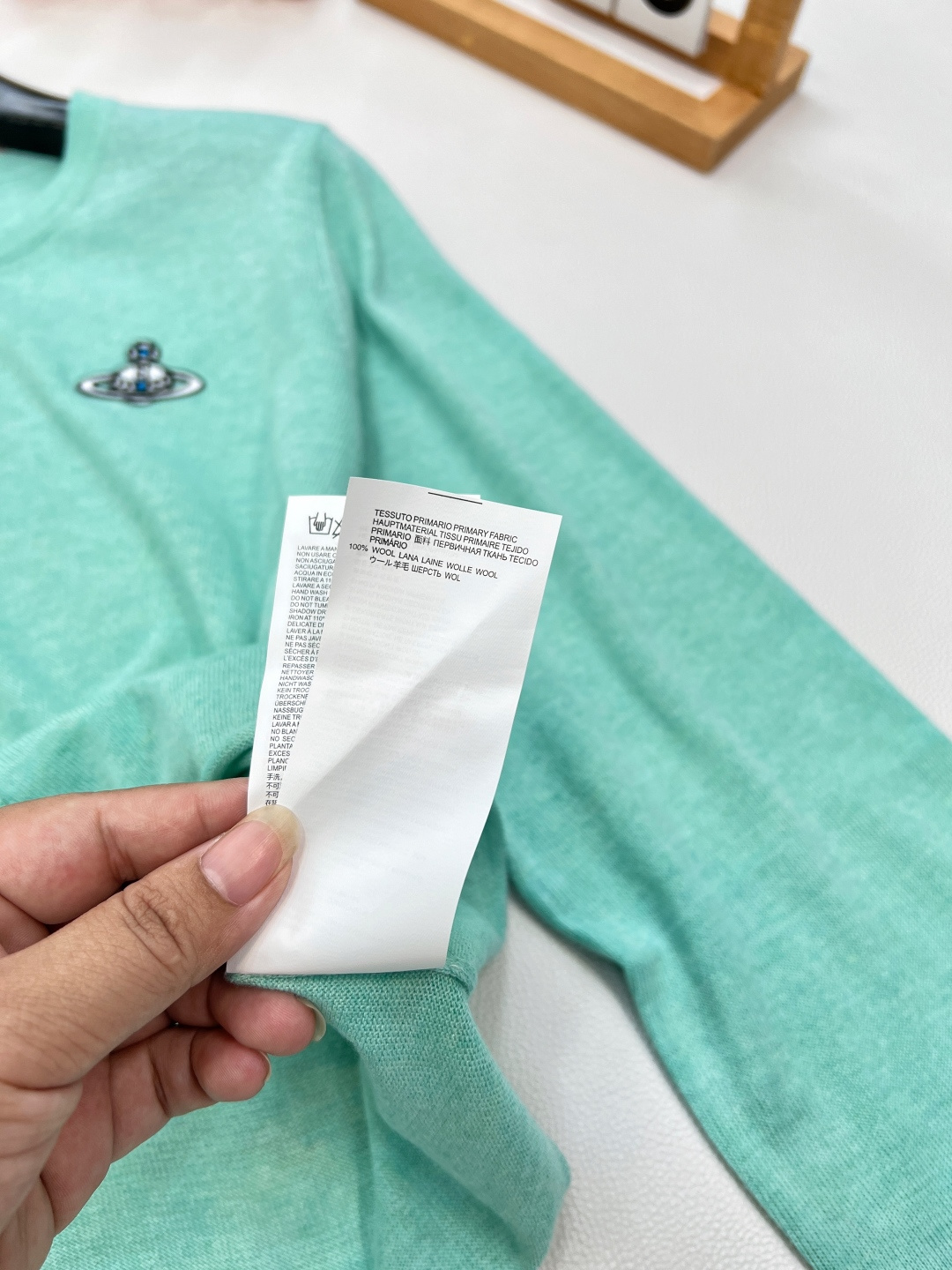 🆕𝘃𝗶𝘃𝗶𝗲𝗻𝗻𝗲 𝘄𝗲𝘀𝘁𝘄𝗼𝗼𝗱25ss 新款防晒开衫强势来袭，四种绝美配色，让你轻松拿捏夏日时尚！