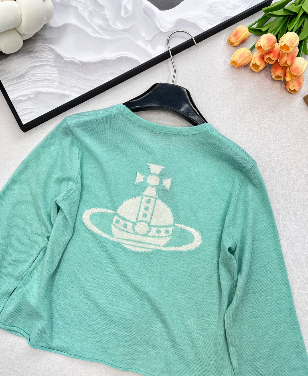 🆕𝘃𝗶𝘃𝗶𝗲𝗻𝗻𝗲 𝘄𝗲𝘀𝘁𝘄𝗼𝗼𝗱25ss 新款防晒开衫强势来袭，四种绝美配色，让你轻松拿捏夏日时尚！