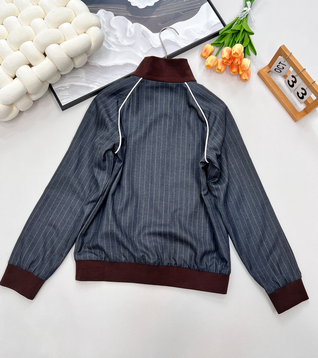 🆕Miumiu25Fw早秋新款知性分子学院风落肩夹克外套丨⚠独家yb开发！高版出品！撞色罗纹领拼接设计甜