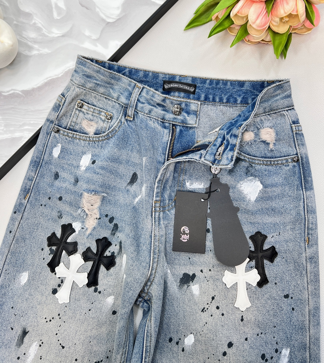🆕25款早秋新品Chrome Hearts克罗心重工新款人工点墨，多位绣皮十字架直筒牛仔裤。年度十字架✝