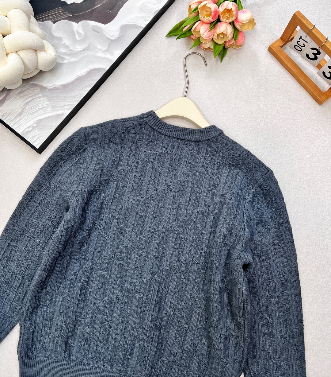 🆕Ss DIOR秋冬新款 满幅logo老花提花针织毛衣，采用订制纱线面料材质，面料柔软细腻亲肤，相比一般