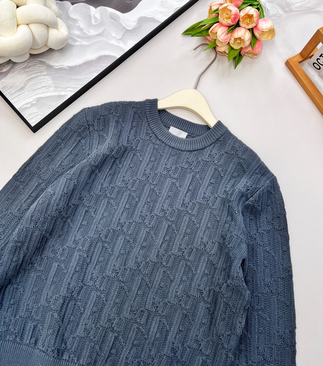 🆕Ss DIOR秋冬新款 满幅logo老花提花针织毛衣，采用订制纱线面料材质，面料柔软细腻亲肤，相比一般