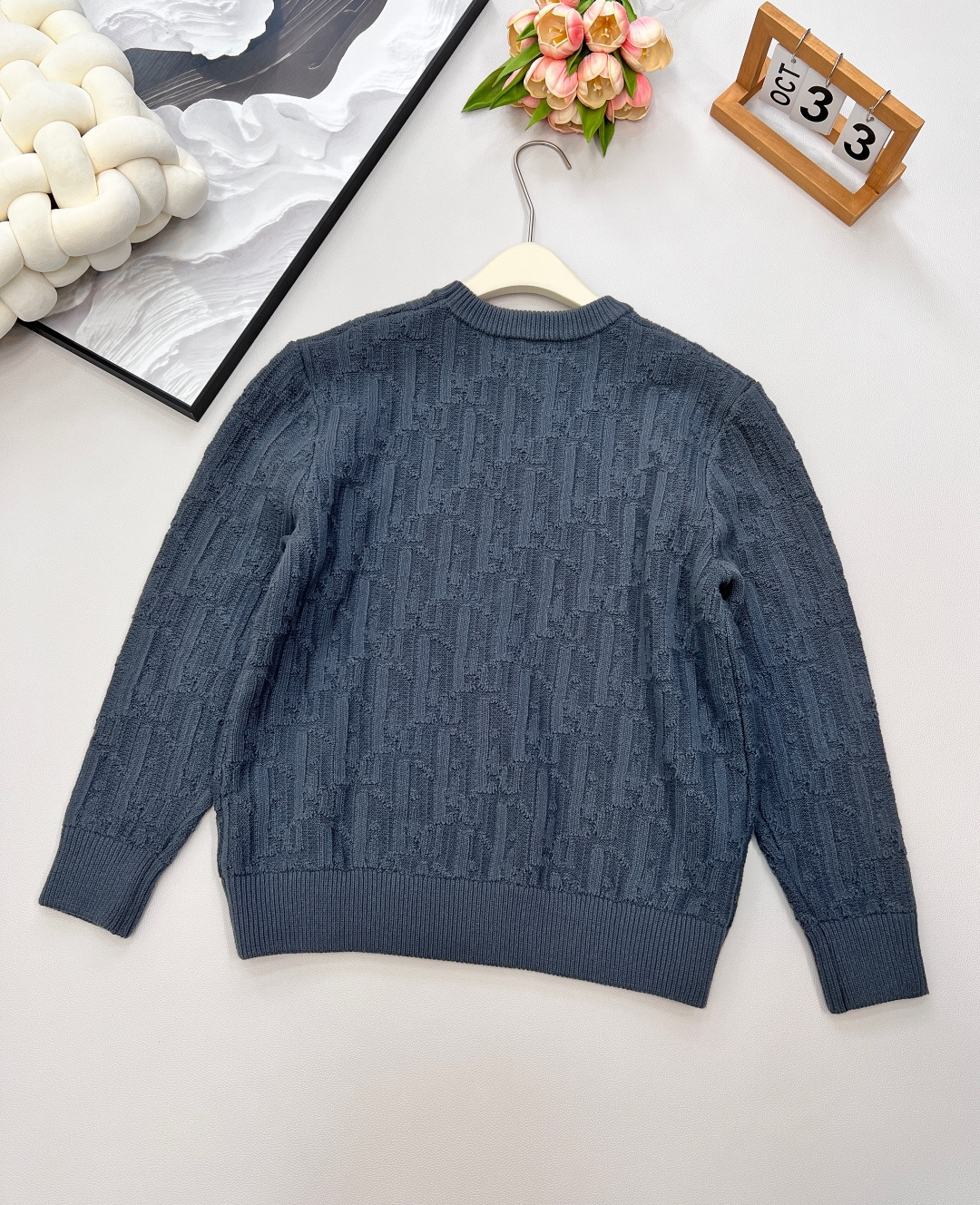 🆕Ss DIOR秋冬新款 满幅logo老花提花针织毛衣，采用订制纱线面料材质，面料柔软细腻亲肤，相比一般