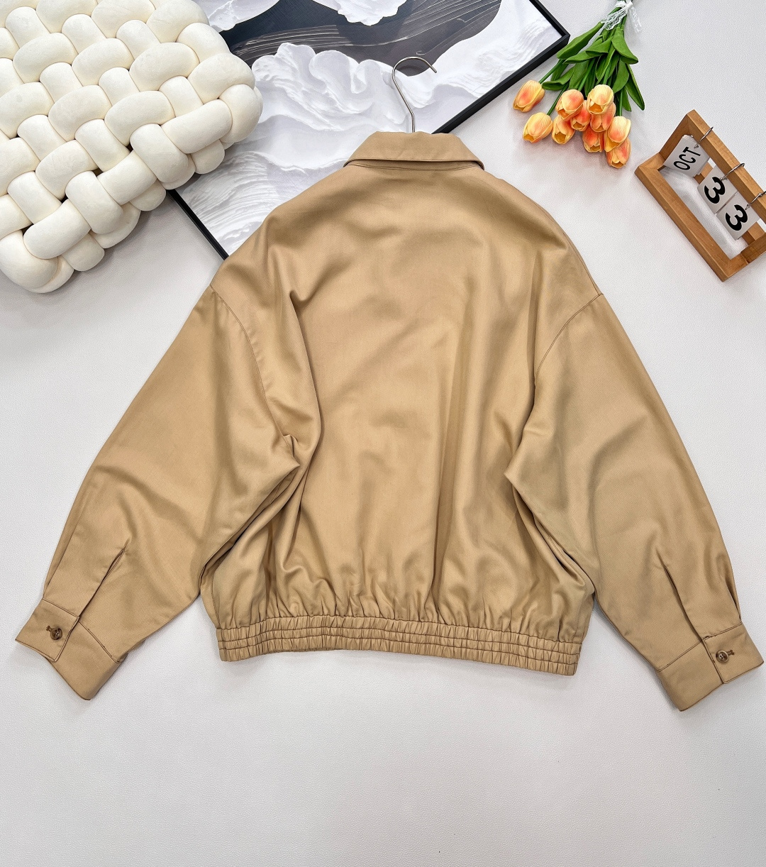 🆕Miumiu2025新款字母刺绣休闲飞行夹克外套，定制YB斜纹全棉材质 质感细腻 垂感十足 穿搭更为舒