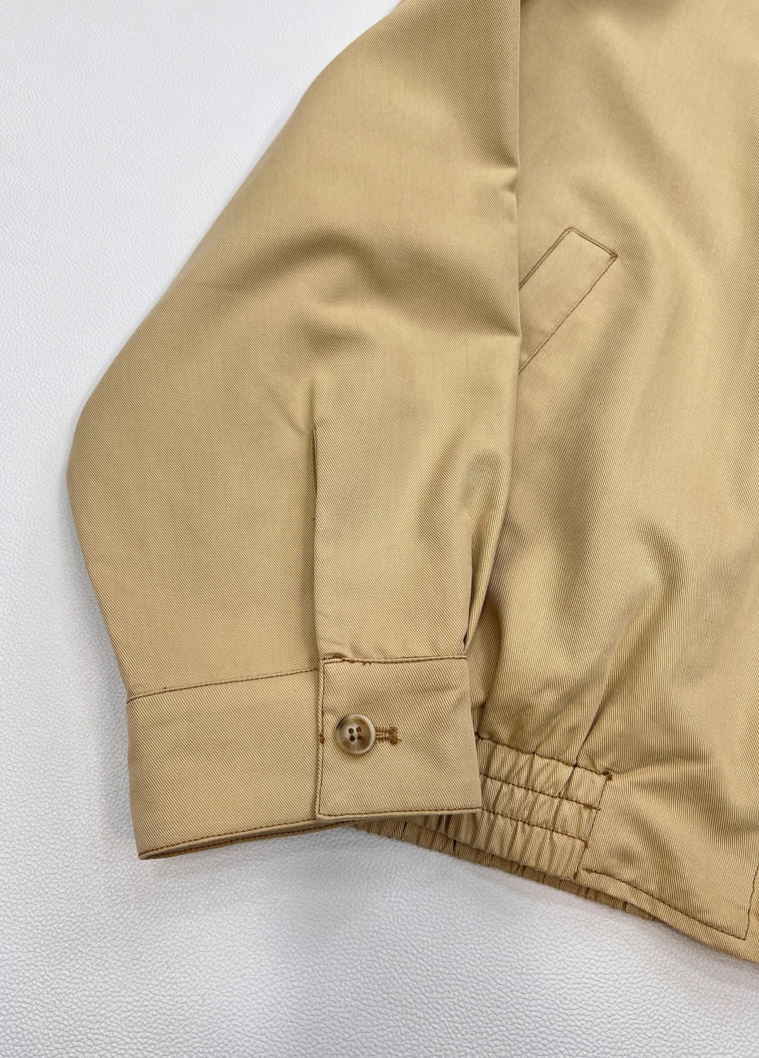 🆕Miumiu2025新款字母刺绣休闲飞行夹克外套，定制YB斜纹全棉材质 质感细腻 垂感十足 穿搭更为舒