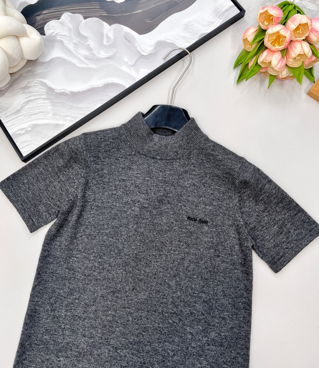 🆕Miumiu25Fw早秋新款miu式复古羊毛针织短袖上衣丨⚠独家yb开发！高版出品！入秋的最佳实穿选手