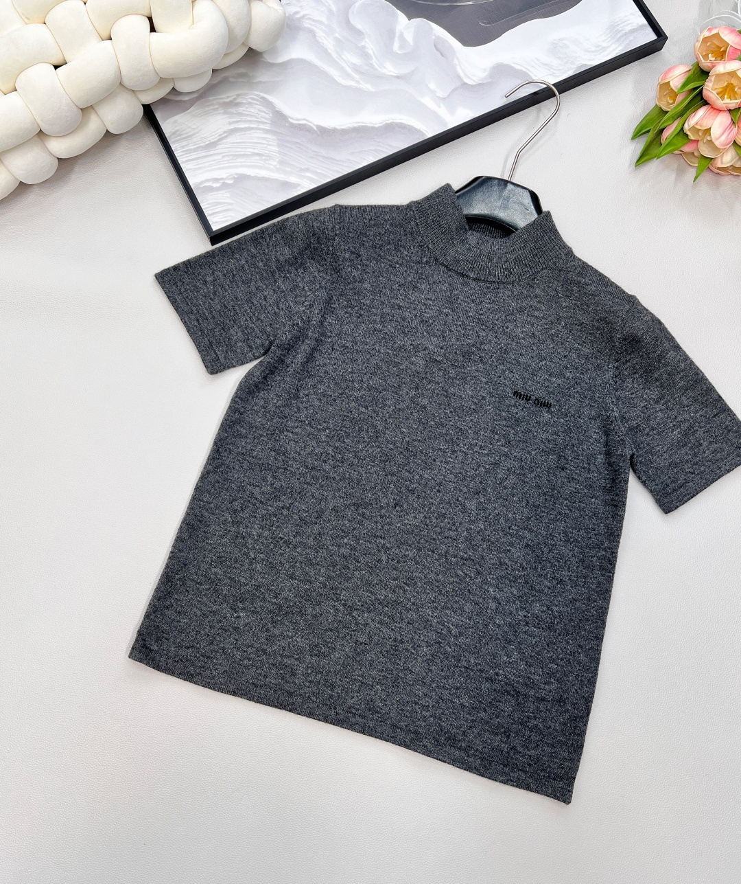 🆕Miumiu25Fw早秋新款miu式复古羊毛针织短袖上衣丨⚠独家yb开发！高版出品！入秋的最佳实穿选手