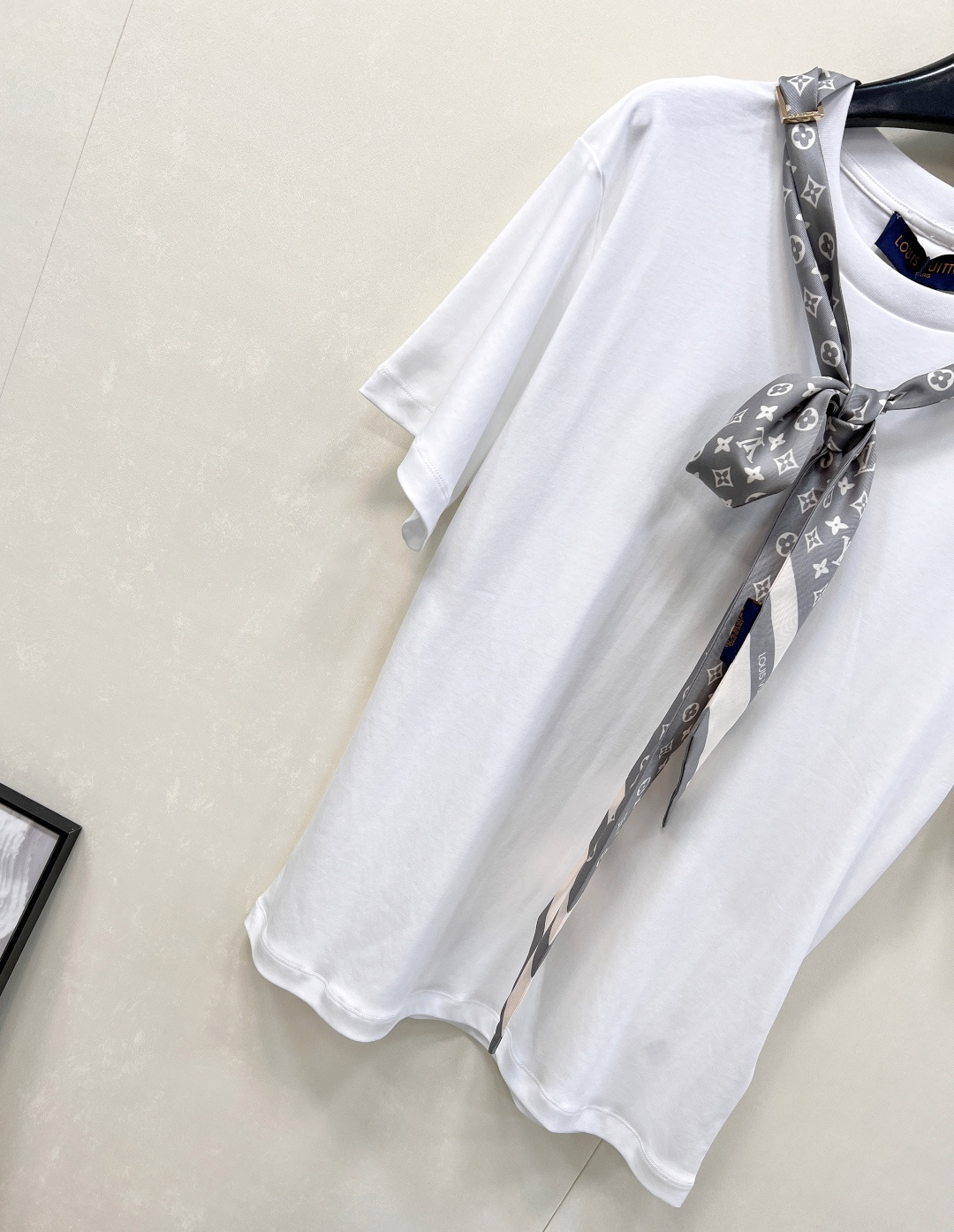 🆕Louis Vuitton2025新款圆领丝巾短袖T恤，定制YB斜纹全棉材质 透气舒适 质感十足 常规