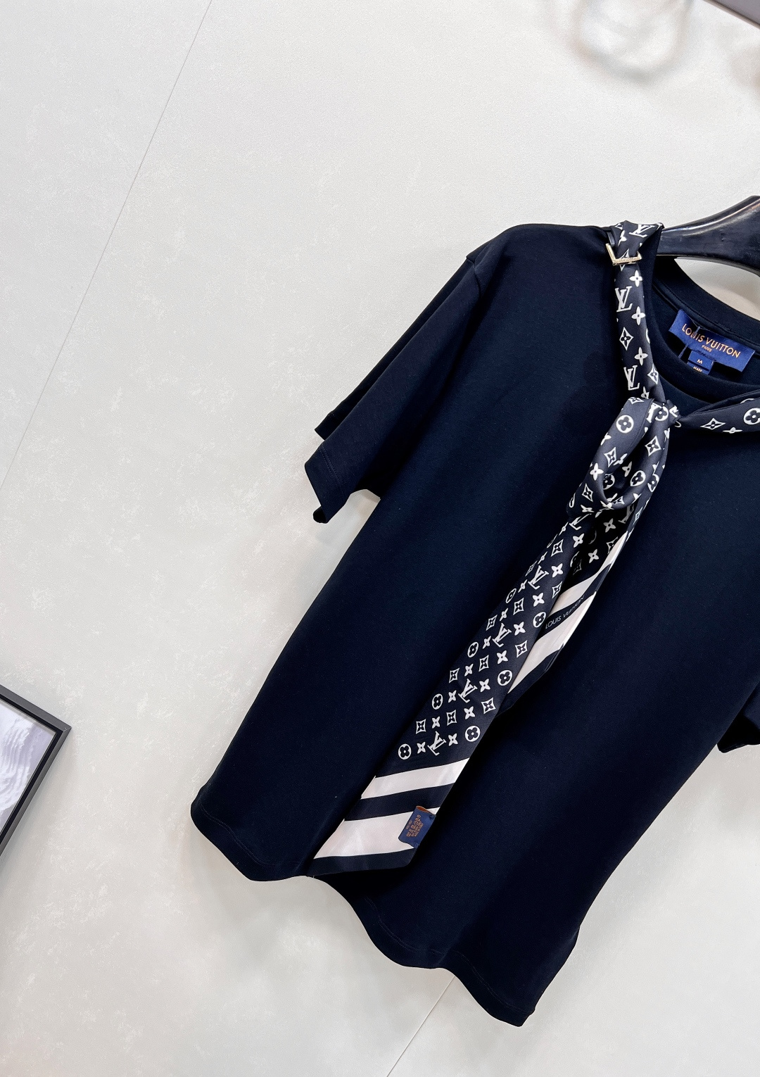 🆕Louis Vuitton2025新款圆领丝巾短袖T恤，定制YB斜纹全棉材质 透气舒适 质感十足 常规