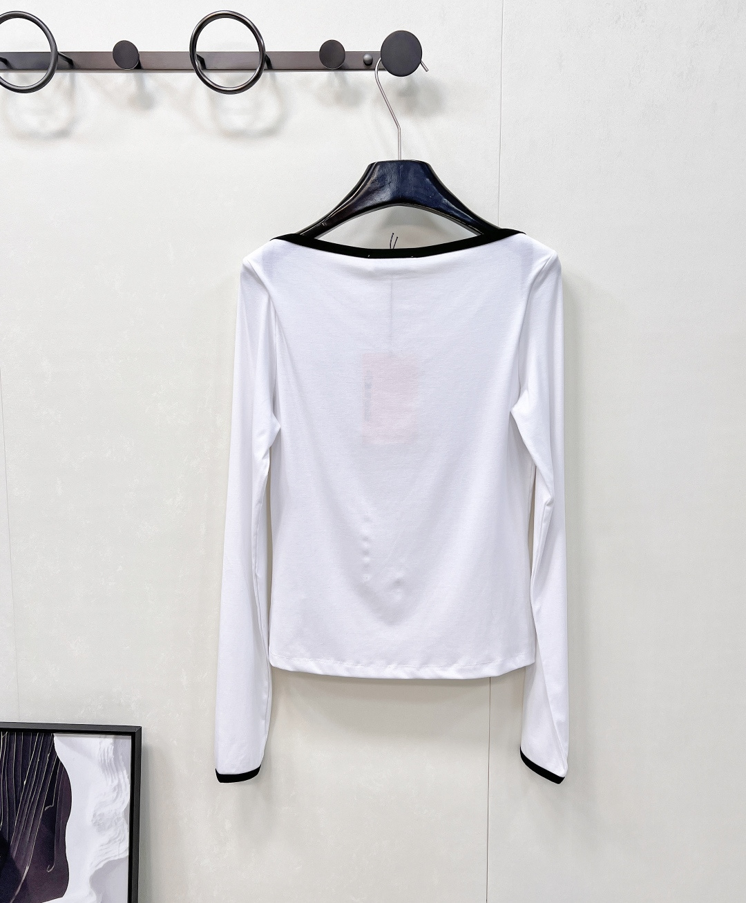 🆕Miumiu2025新款字母刺绣宽圆领百搭打底衫定制YB斜纹全棉材质 质感舒适 弹力好穿 宽圆领长袖打