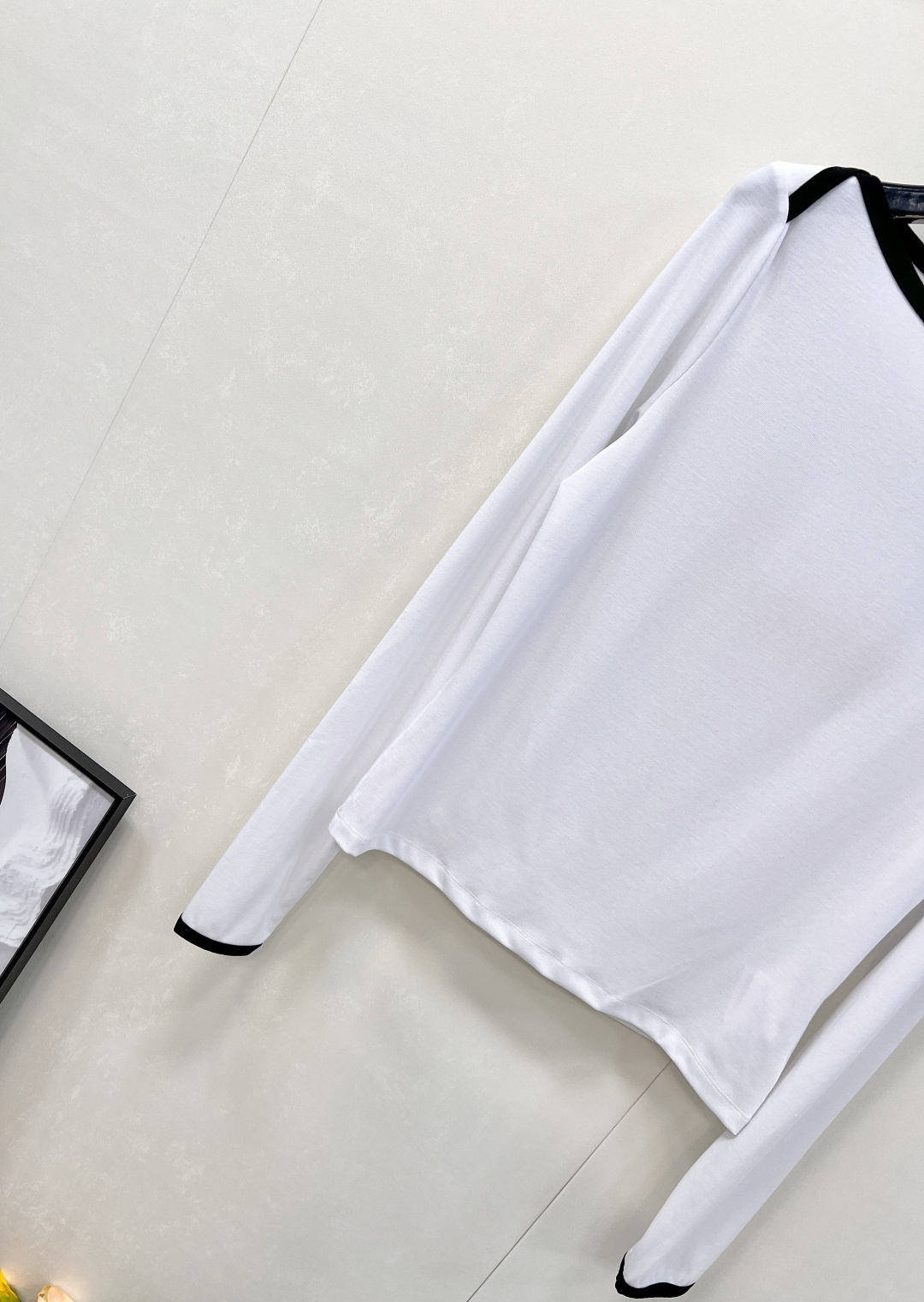 🆕Miumiu2025新款字母刺绣宽圆领百搭打底衫定制YB斜纹全棉材质 质感舒适 弹力好穿 宽圆领长袖打