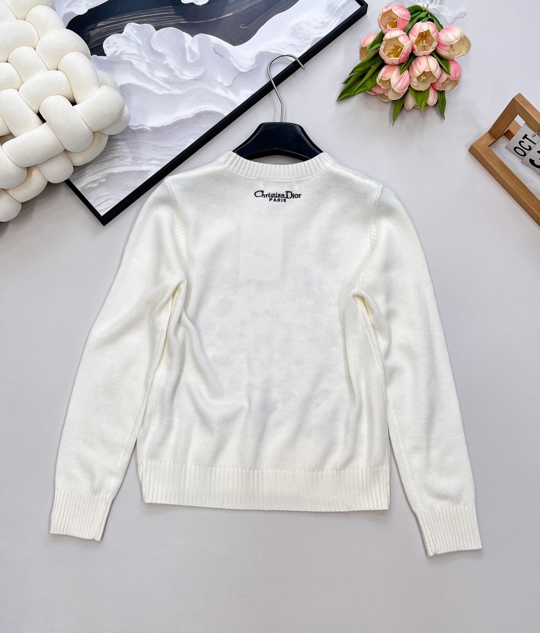 🆕 DIOR 限定系列花卉五角星金色刺绣羊毛针织衫梦幻五角星🌟 百年难遇的好版型 100%羊毛面料软软糯