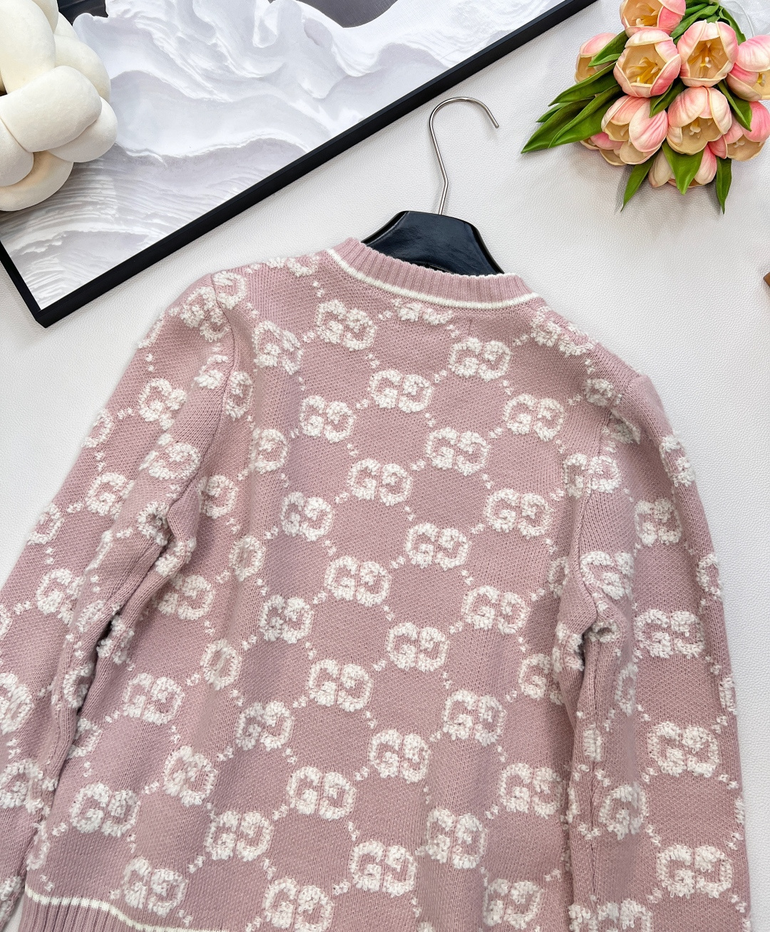 🆕Gucci 经典老花提花针织羊毛圆领开衫经典百搭老花图案，德国进口纱嘴挂毛机器设备织片，所用毛料材质，