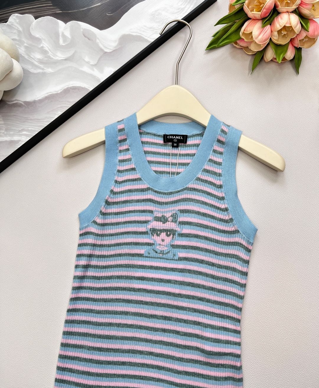 🆕Chanel2025新款条纹针织短袖背心，定制YB羊绒纱线材质 细腻肌理 柔软舒适 针织背心裁剪 立体