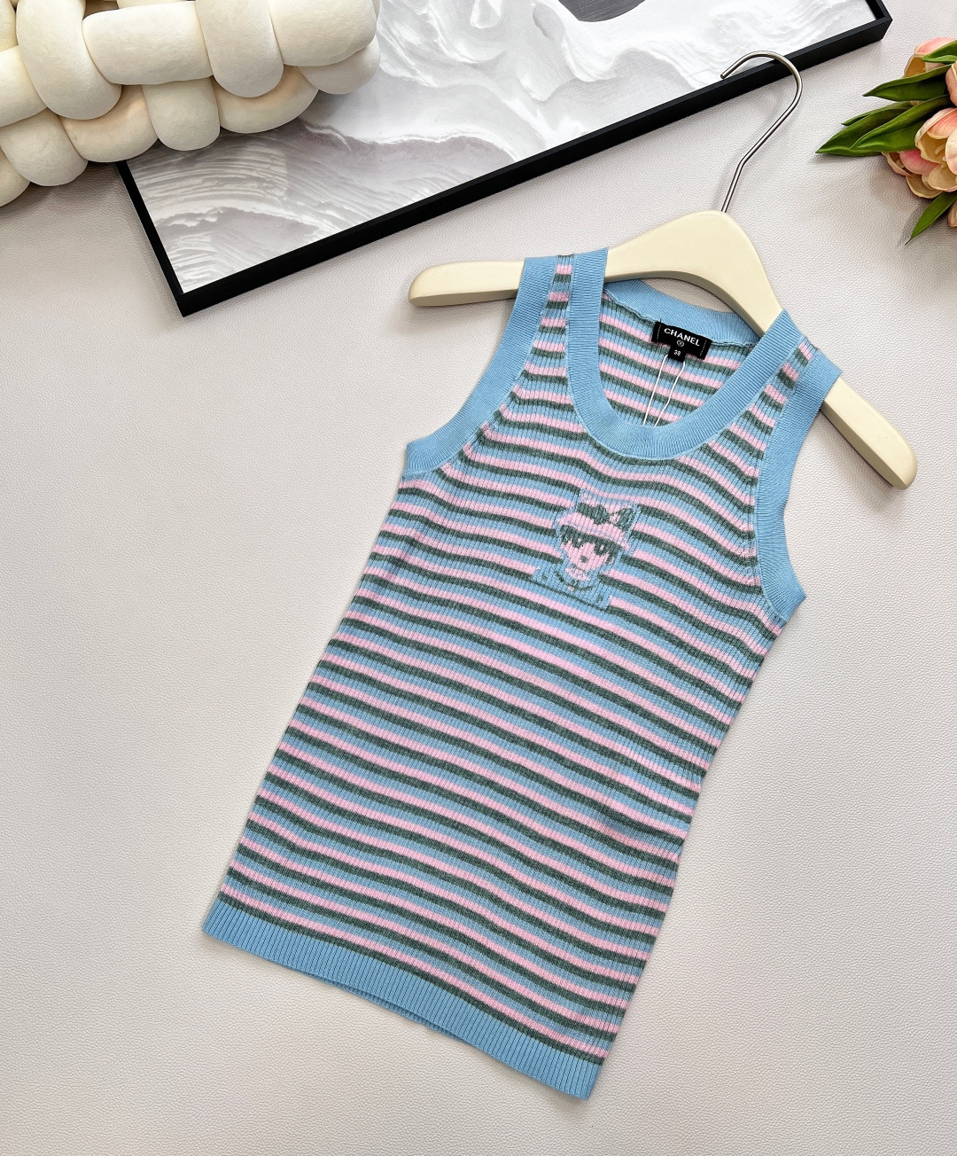 🆕Chanel2025新款条纹针织短袖背心，定制YB羊绒纱线材质 细腻肌理 柔软舒适 针织背心裁剪 立体