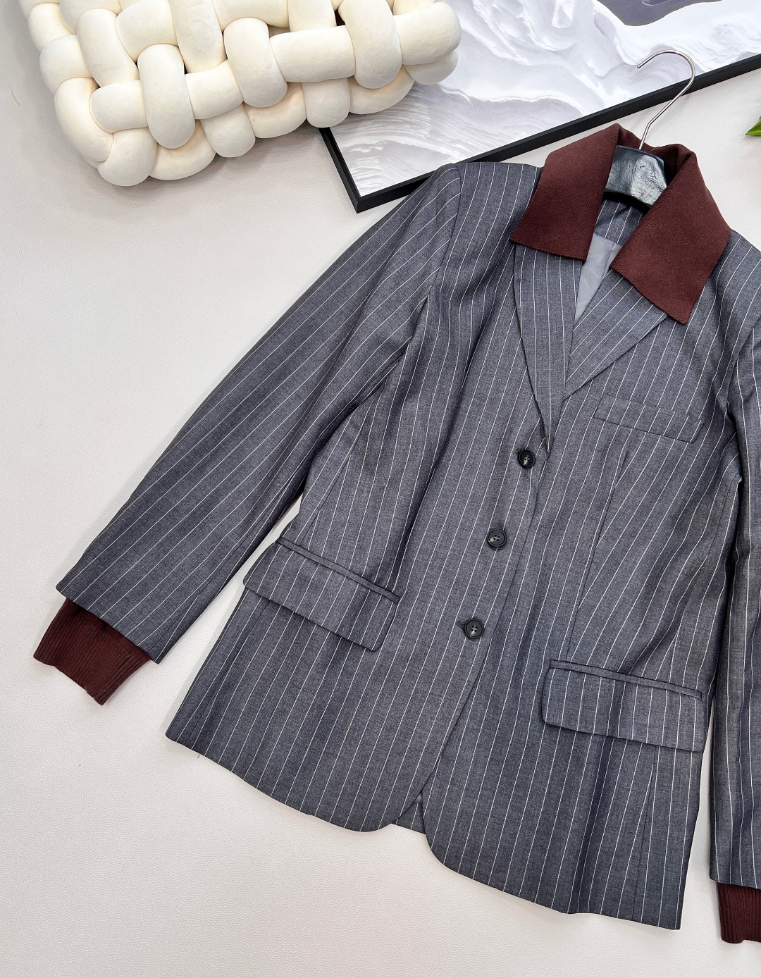 🆕 MIUMIU 学院风时髦气质胸前口袋西装外套慵懒法式腔调 / 高级知识分子感✨优雅与率性的完美平衡 