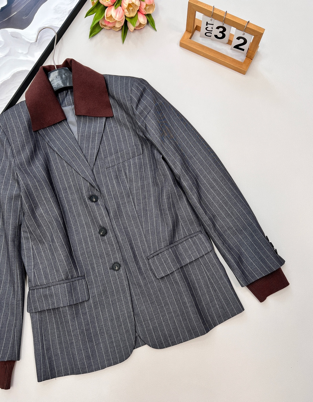 🆕 MIUMIU 学院风时髦气质胸前口袋西装外套慵懒法式腔调 / 高级知识分子感✨优雅与率性的完美平衡 