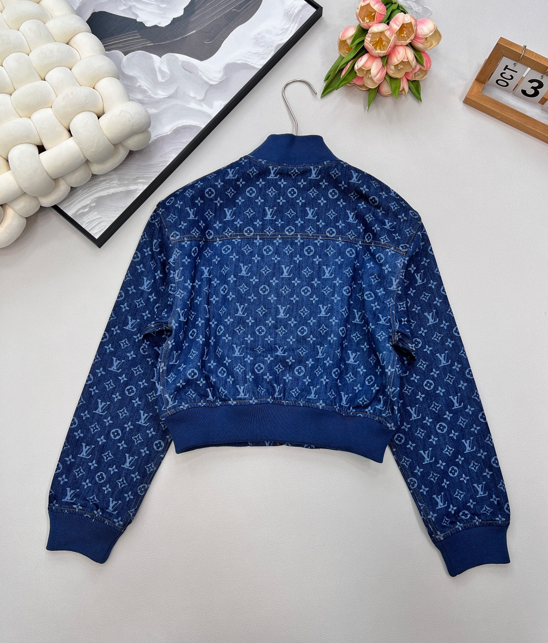 🆕Louis Vuitton 25Fw早秋新款激光印花牛仔短款夹克外套重磅登场✨ 标志性的激光印花图案，
