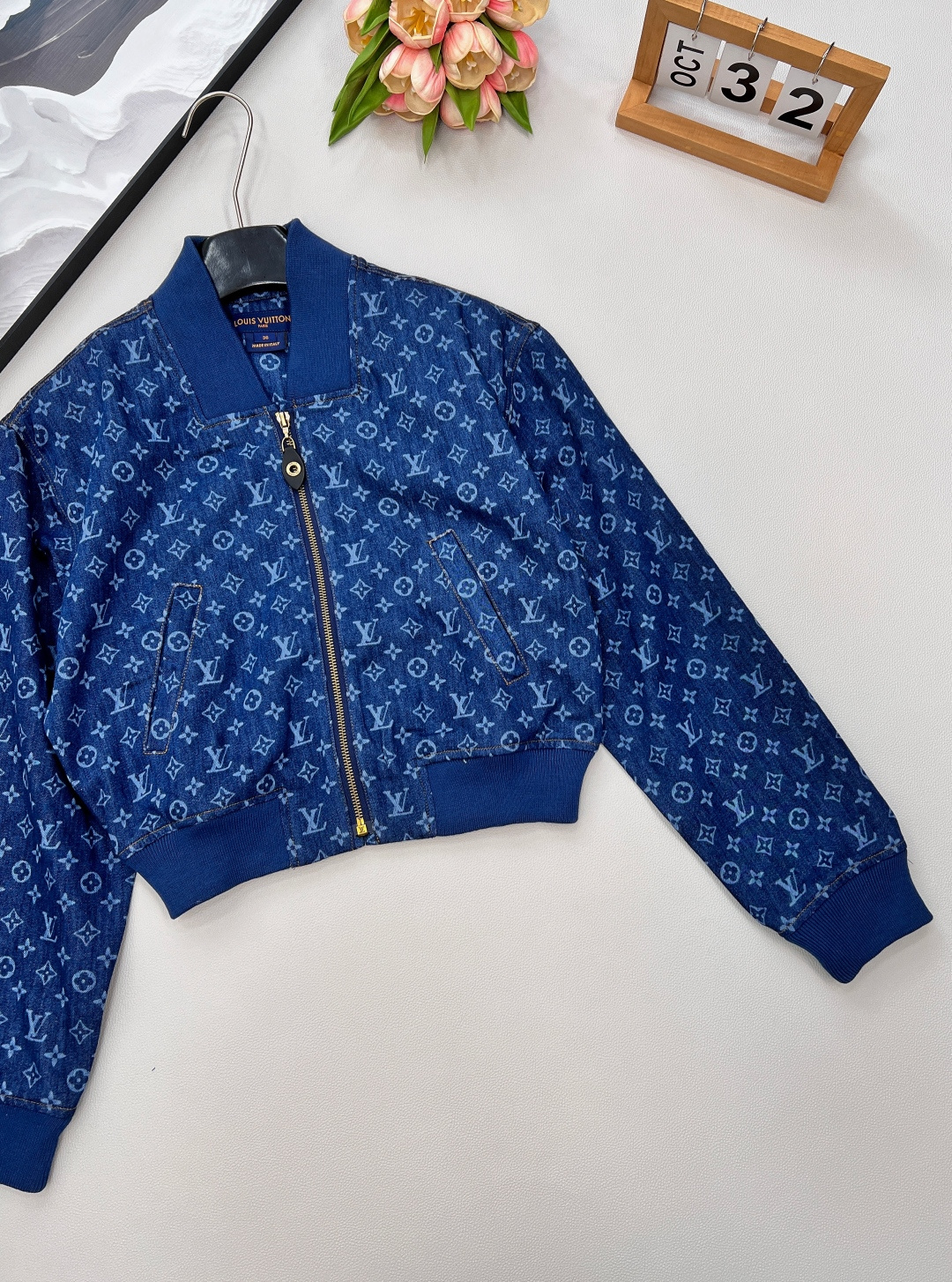 🆕Louis Vuitton 25Fw早秋新款激光印花牛仔短款夹克外套重磅登场✨ 标志性的激光印花图案，
