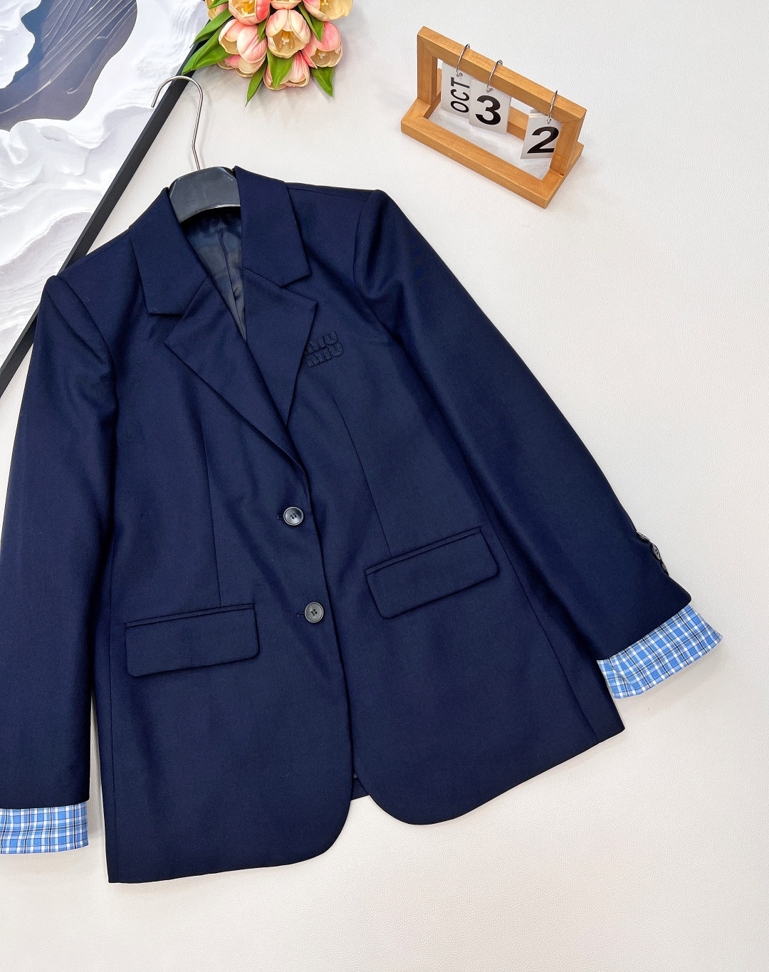 🆕Miumiu新款假两件宽松羊毛西装外套丨原版开发！高版出品！简约百搭的色系 随便搭配也不会出错 还能营