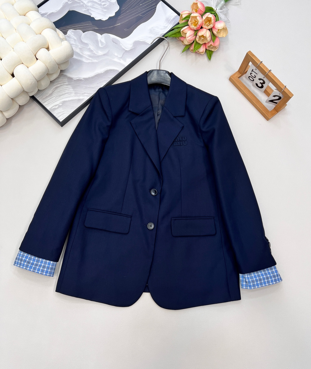 🆕Miumiu新款假两件宽松羊毛西装外套丨原版开发！高版出品！简约百搭的色系 随便搭配也不会出错 还能营