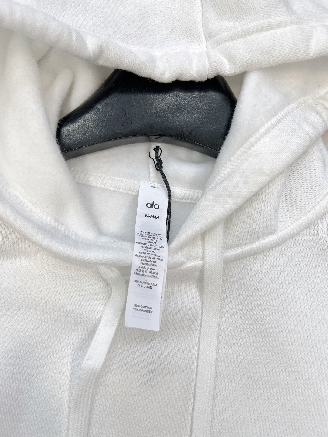 🆕 alo新款小字母连帽卫衣，简约的小logo印花款式也很低调 将极简做到极致的小logo款 质感直接升