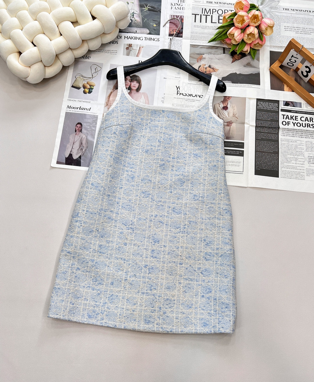 NO:463835,Dior 25Ss new Glacier Blue Vine Check Braided Diamond Vest Skirt | Exclusive high-end production!  Original custom imported yarn with three-dimensional weaving technology! Classic interpretation of the free soul without restraint, high-end black and white French elegant temperament, age-reducing temperament, classic small A-shaped style is versatile and not picky! The upper body looks slim and tall! High-end product, complete three standards, large-scale products Size sml code,,dior, skirts,alexander wang19860909Dior 25Ss新款冰川蓝藤格纹编织菱格背心裙丨独家高版出品！立体编织工艺原版定制进口纱线!经典演绎无拘无束的自由灵魂,高级黑白调法式优雅气质,减龄气质经典小A字版型百搭不挑人!上身显瘦又高挑! 高版出品,三标齐全,大货出 尺码sml 编码,,dior,skirts,alexander wang,Women's clothing