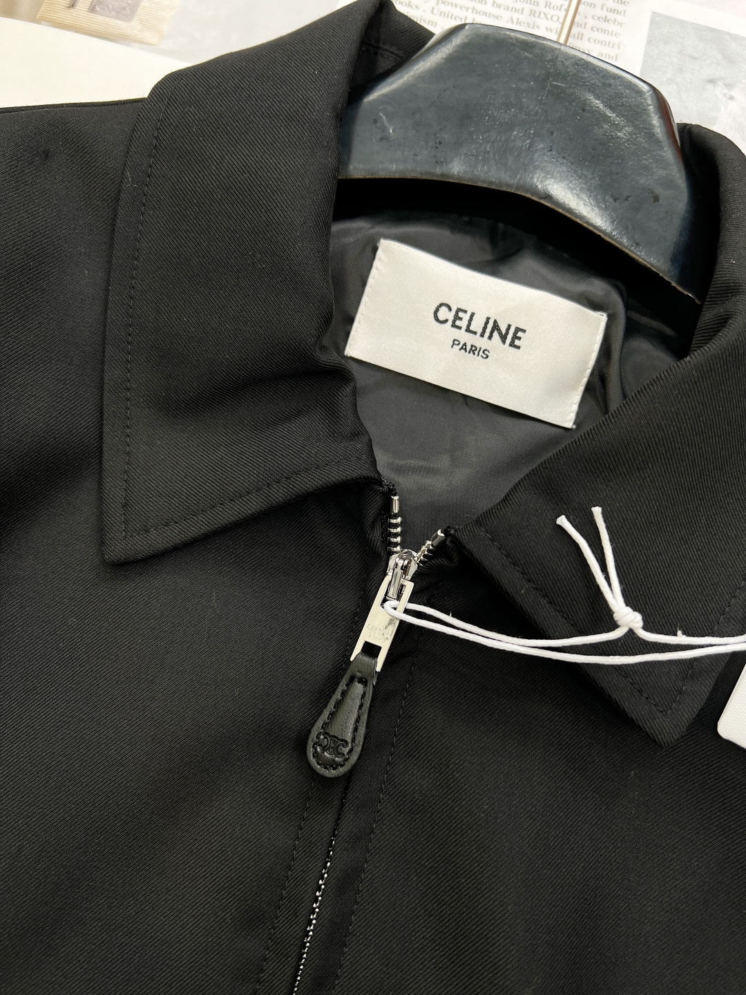 🆕Celine2025SS新款刺绣徽标衔棉夹克外套，定制YB进口丝棉材质 质感细腻 垂感十足 穿搭更为舒