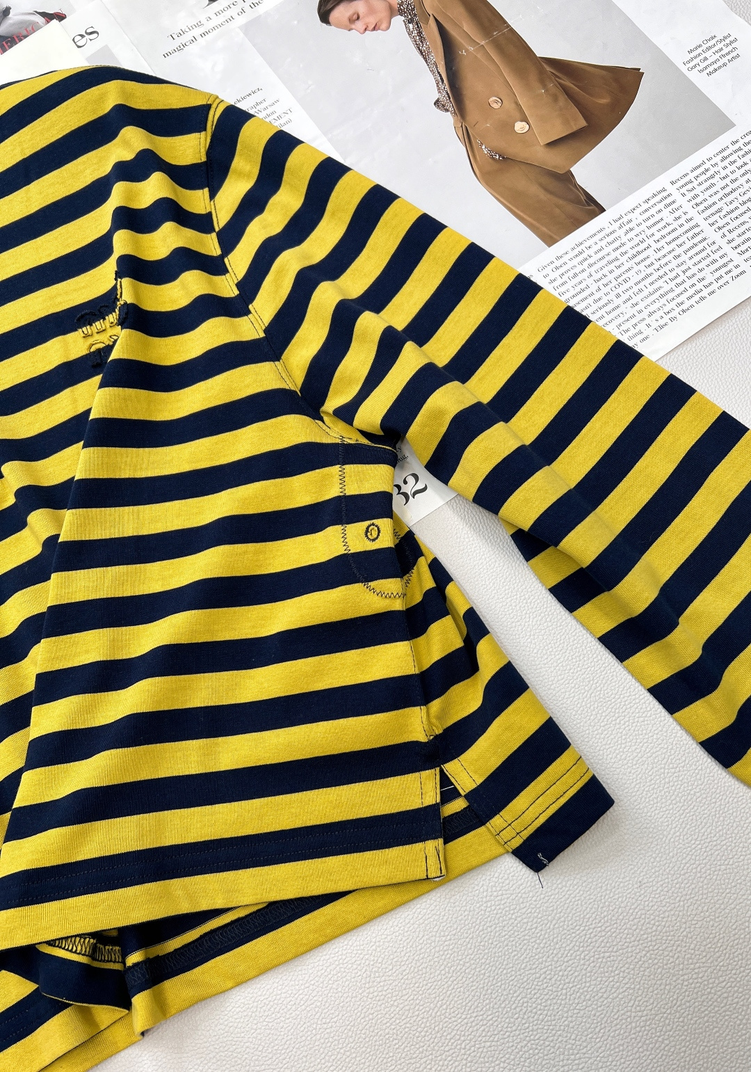 🆕Miumiu25Fw早秋新款间色🐝条纹短款翻领宽松版长袖T恤丨⚠独家yb开发！高版出品！对版100%棉