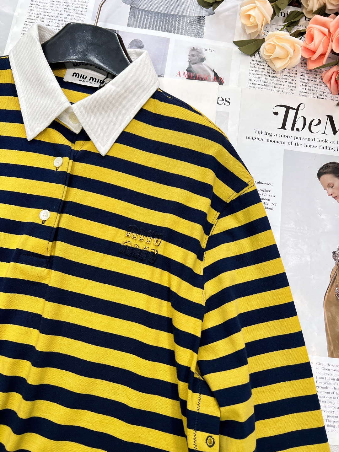 🆕Miumiu25Fw早秋新款间色🐝条纹短款翻领宽松版长袖T恤丨⚠独家yb开发！高版出品！对版100%棉