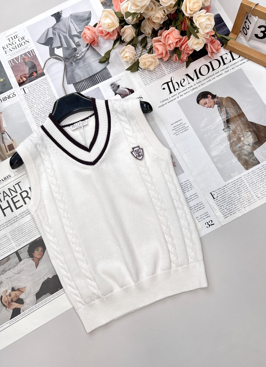 🆕Brunellocucinelli25SS秋冬最新款V领撞色徽标针织马甲背心丨⚠独家yb开发！高版出品