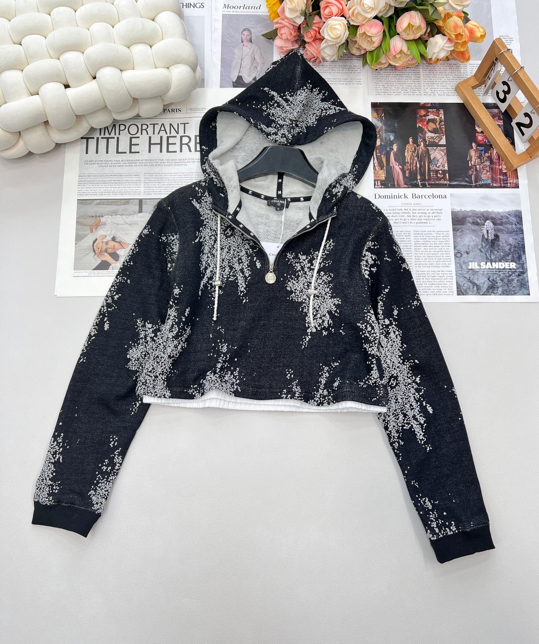 NO:471716,Chanel2025 new hooded printed sweatshirt skirt suit, customized YB native cotton material, soft and skin-friendly, not easy to deform and pill after washing for a long time, full texture, hooded long-sleeved sweatshirt short skirt suit, fashionable and casual, full-print black and white contrasting snowflake pattern, positioning double C logo decoration, instantly improved brand style, loose fittings spliced ​​white elastic band at the waist, splicing adds vitality, matched with the same elastic straight skirt, the hem is spliced ​​with the upper and lower echoes, overall coordination and uniformity, symmetrical pockets increase the styling, complete set matching simple and high-end, autumn and winter suits are indispensable, daily casual outfit guide, loose and fashionable, customized surface accessories, three standards, large-scale products, size sml sweatshirts, chanel, hoodie, sweatshirts, skirts, hats, alexander  wang19860909Chanel2025新款连帽印花卫衣半裙套装,定制YB原生全棉材质 柔软亲肤 久洗不易变形起球 质感十足 连帽长袖卫衣短裙套装 时髦休闲 通体满印黑白撞色雪花图案 定位双C徽标装饰 品牌格调瞬间提升 宽松版型在腰部拼接白色弹力带 拼接感增添活力气息 搭配同款松紧直筒半裙 裙摆拼接点缀上下呼应 整体协调统一 对称口袋增加造型感 成套搭配简约高级 秋冬套装必不可少 日常休闲穿搭指南 松弛时髦 定制面辅料 ,三标齐全,大货出 尺码sml 卫衣编,,chanel,hoodie,sweatshirts,skirts,hats,alexander wang,Women's clothing