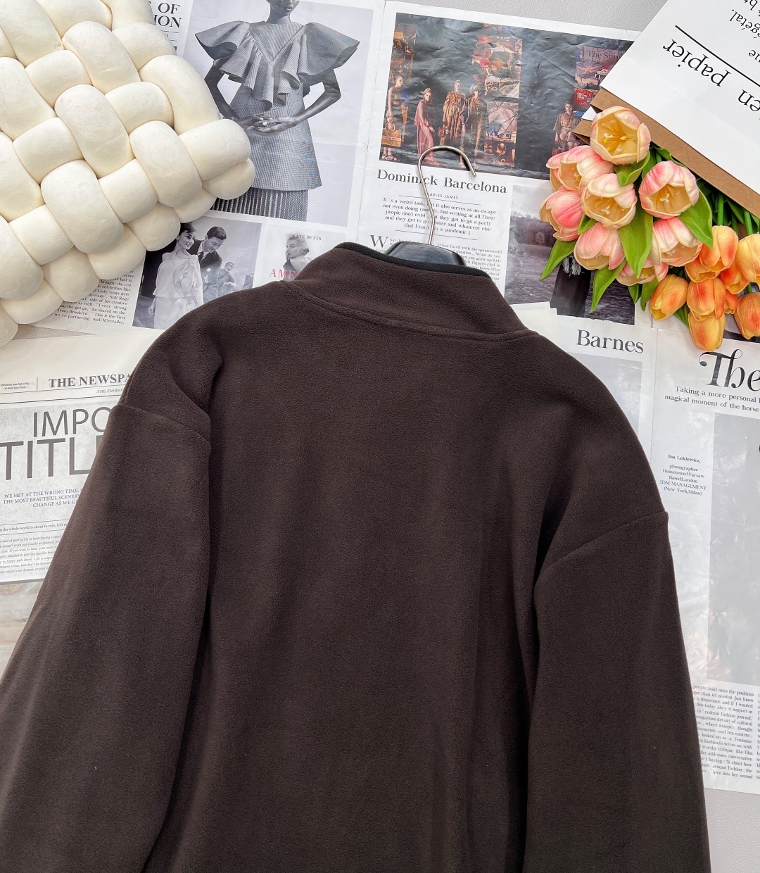 🆕MiumiuSS新款摇粒绒立领撞色拉链外套,定制YB进口摇粒绒材质 质感柔软舒适 亲肤保暖 换季叠穿