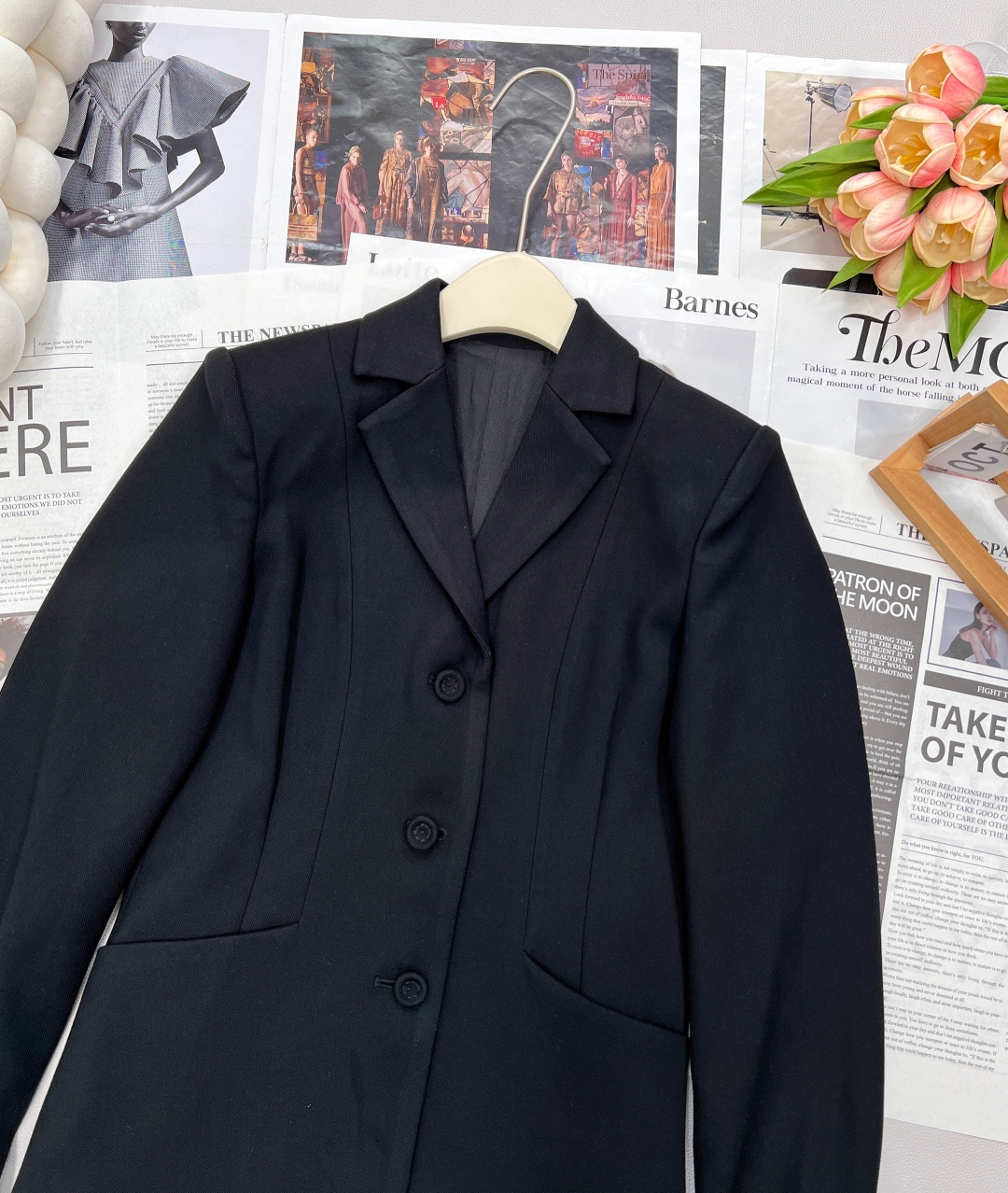 🆕 Dior新品上架翻领西服外套。定制YB进口材质 质感光泽 贴肤舒适垂顺翻领修身西服 高级纯色 搭配原