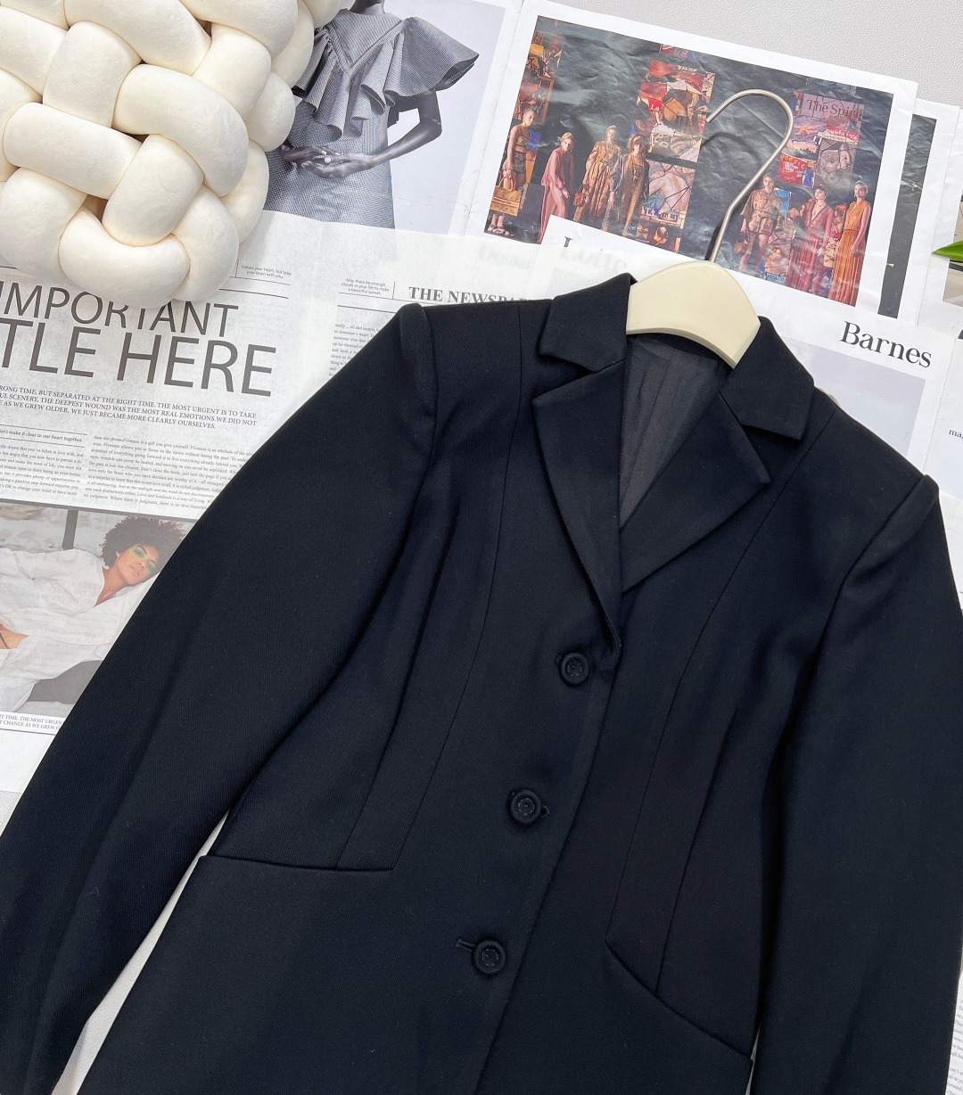 🆕 Dior新品上架翻领西服外套。定制YB进口材质 质感光泽 贴肤舒适垂顺翻领修身西服 高级纯色 搭配原
