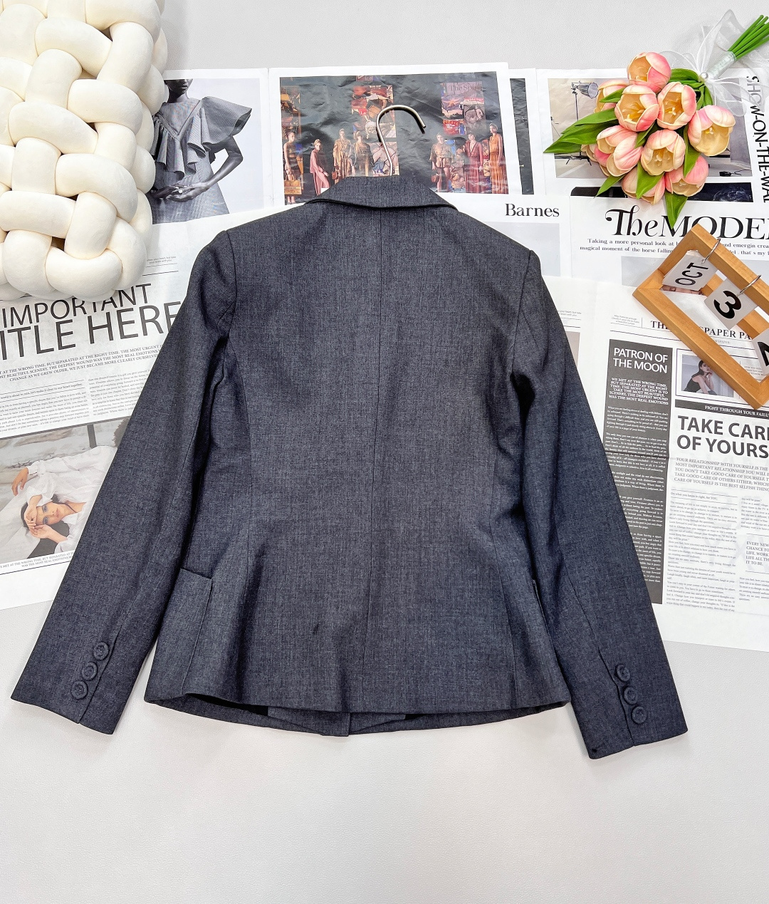 🆕 Dior新品上架翻领西服外套。定制YB进口材质 质感光泽 贴肤舒适垂顺翻领修身西服 高级纯色 搭配原