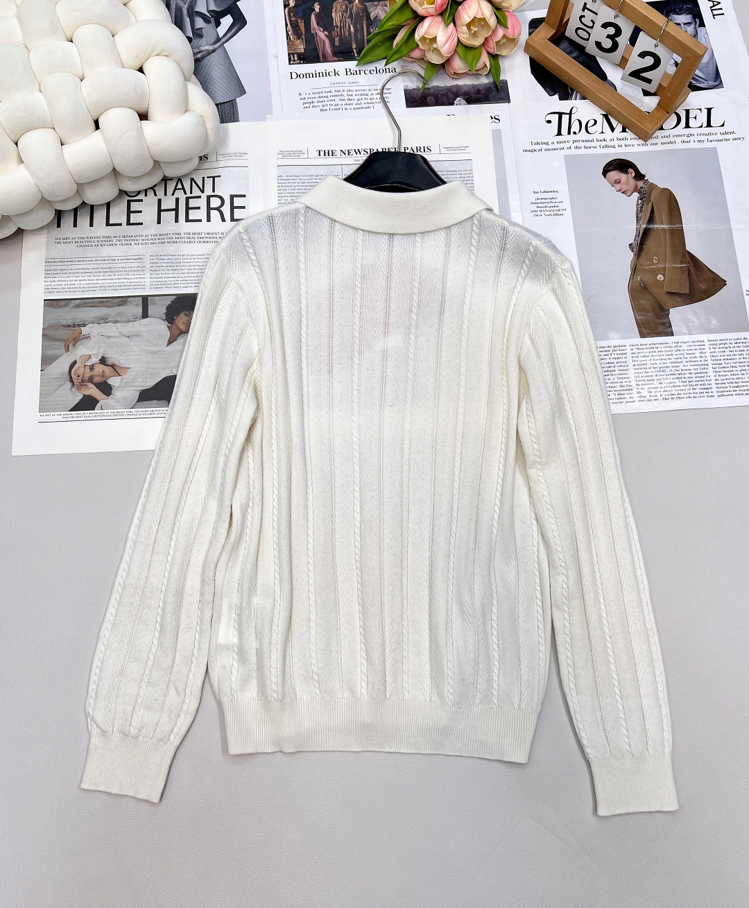 🆕Miumiu2025新款字母贴片麻花翻领针织上衣，定制YB羊绒针织材质 质感高级 舒适柔软 翻领正肩长