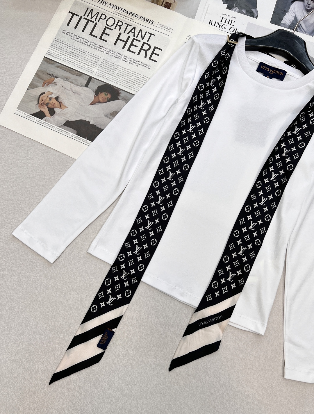 🆕Louis Vuitton新款丝巾长袖上衣，定制YB斜纹全棉材质 质感舒适细腻 透气十足 圆领长袖上衣