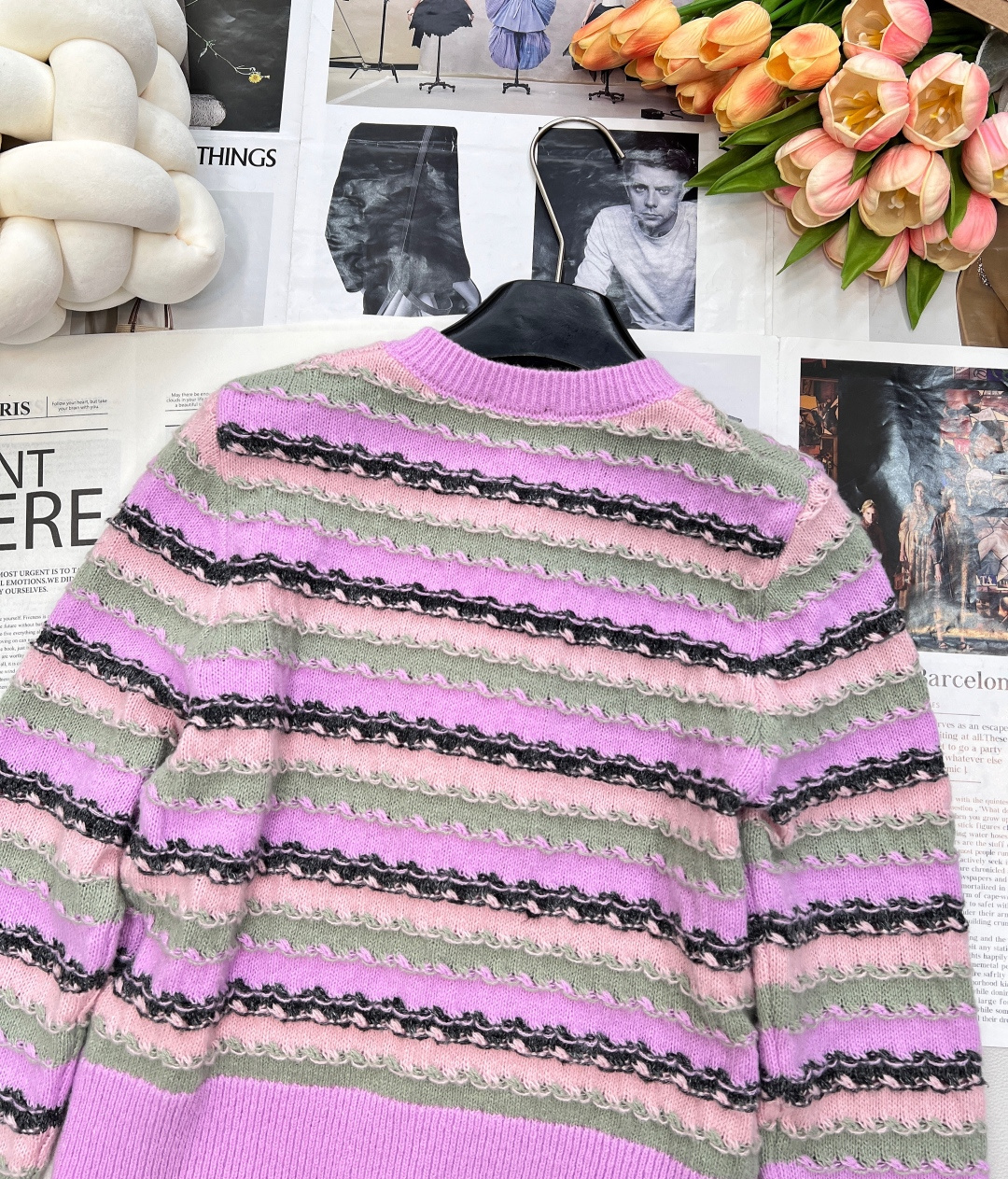 🆕CHANEL新款撞色条纹针织开衫，定制YB羊绒纱线织造 穿搭舒适 柔软细腻 圆领针织开衫剪裁 前襟和口