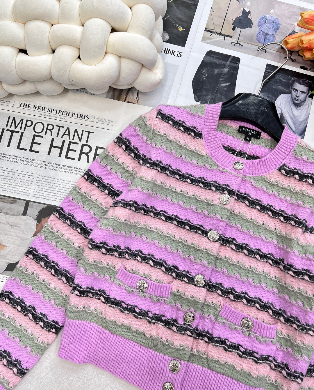 🆕CHANEL新款撞色条纹针织开衫，定制YB羊绒纱线织造 穿搭舒适 柔软细腻 圆领针织开衫剪裁 前襟和口