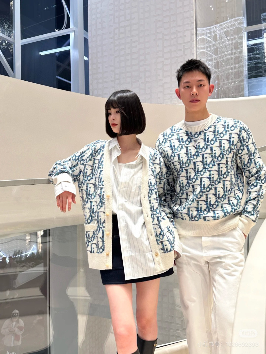 NO:479566,Men and women are the same style. The upper body is lazy and fashionable~, alexander wang19860909男女同款 上身慵懒时髦～,,alexander wang,Women's clothing