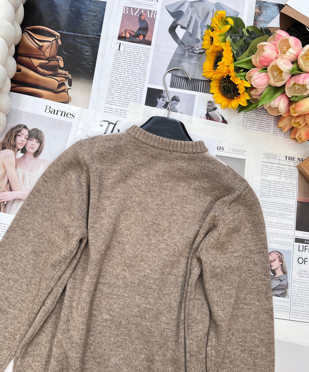 🆕CELINESS秋冬新款菱格纹针织开衫，全部定制凯旋门纽扣，秋冬氛围咖色，立体有型 显脖颈纤长 穿脱便