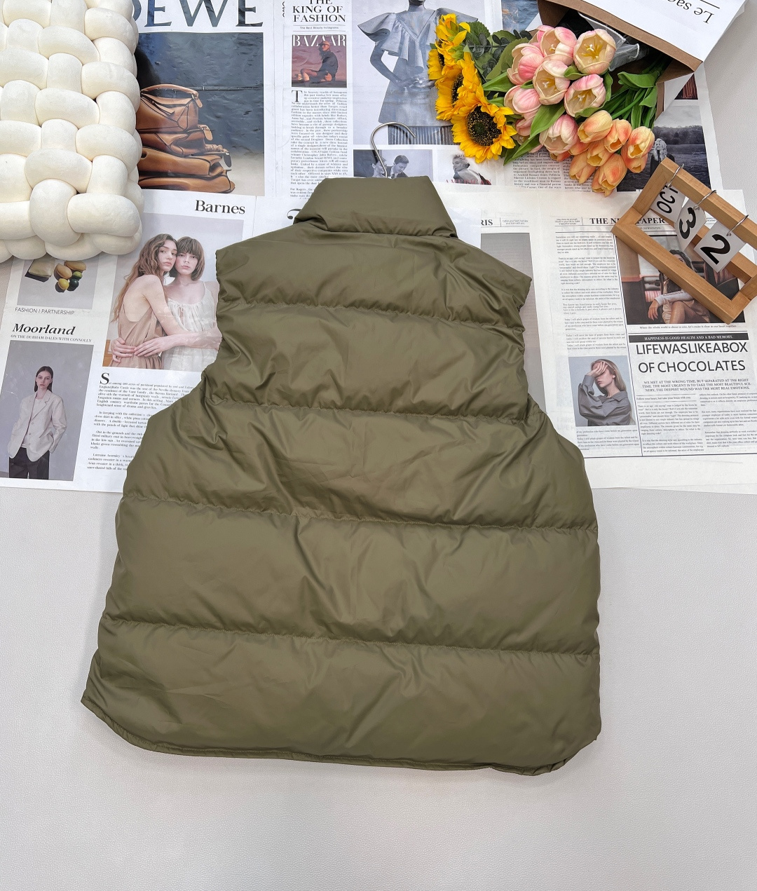 🆕PradaSS新款立领羽绒马甲，定制YB防风防水尼龙材质 白鹅绒填充内里 整件轻薄保暖 按扣翻盖口袋马