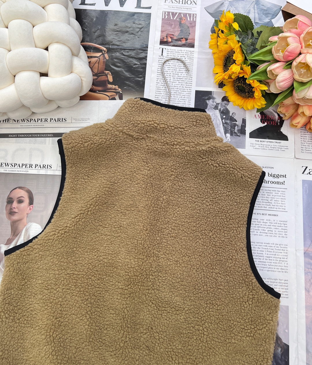 🆕𝐁𝐔𝐑𝐁𝐄𝐑𝐑𝐘SS新款泰迪毛绒拉链马甲，通体饰以泰迪毛绒材质 质感柔软舒适 时髦洋气 立领马甲剪裁 