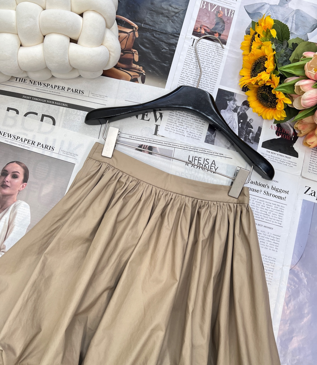 🆕Dior新款高腰泡泡短裙，定制YB斜纹全棉材质 质感细腻 透气舒适 高腰短款半裙 微A裙摆 上身修饰腰