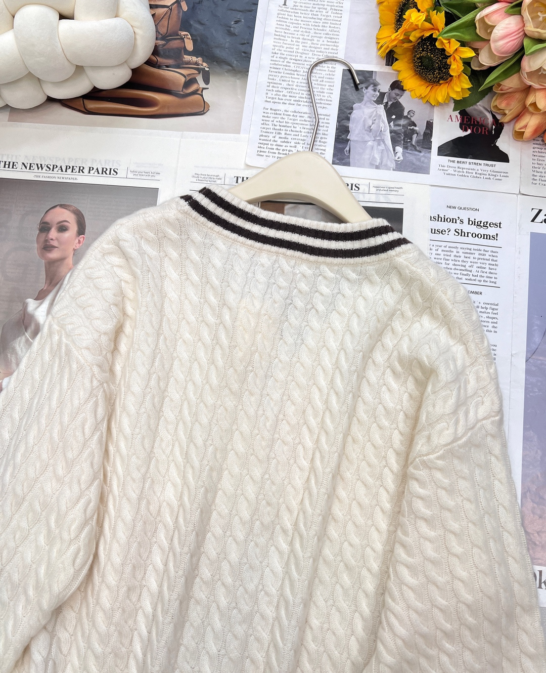 🆕Brunello Cucin*lli 24SS秋冬新款超减龄的徽标装饰V领羊绒针织开衫丨⚠独家高版出品