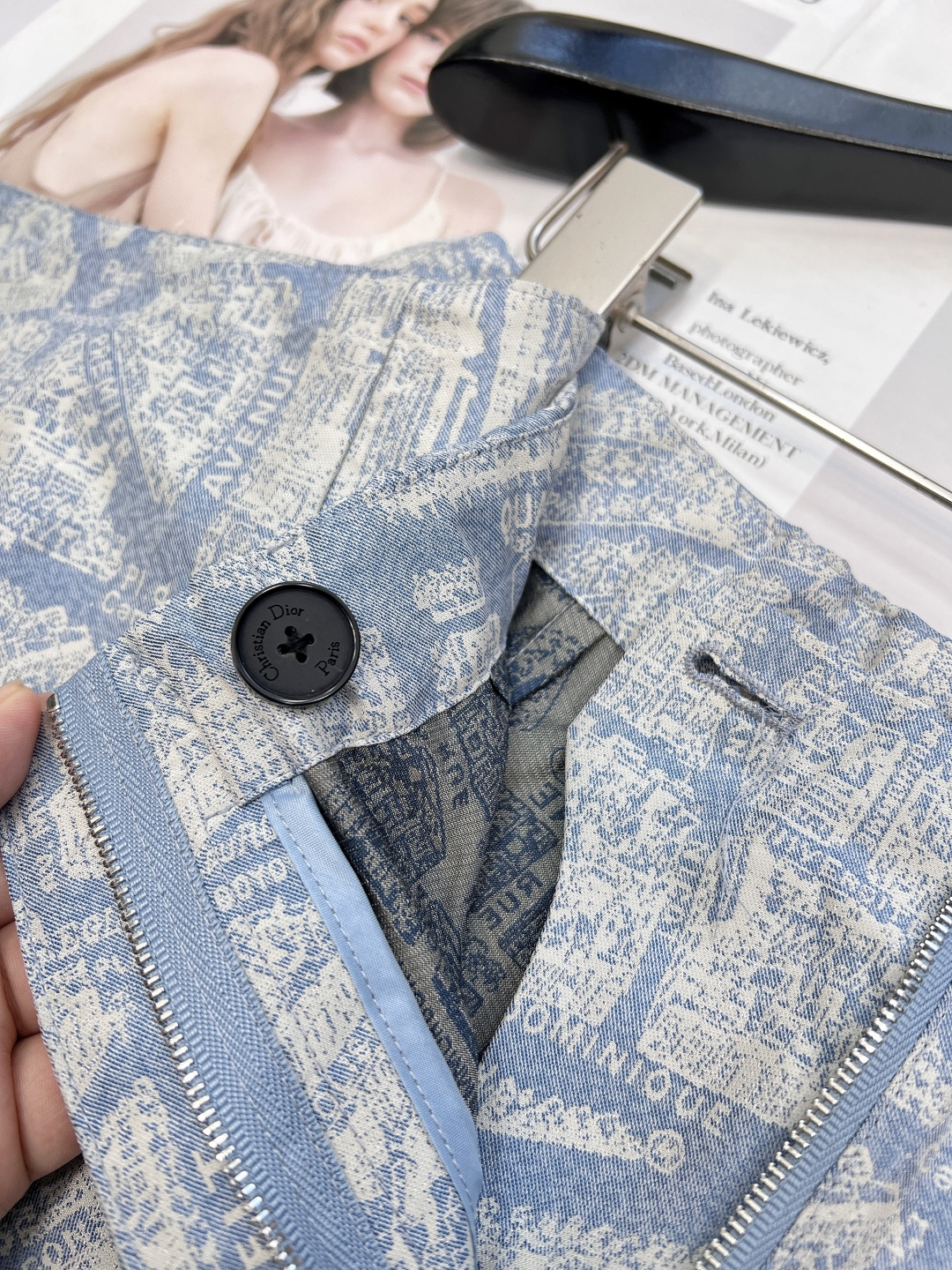 🆕Dior25FSS早秋新款经典松紧腰搭片裤裙丨⚠独家高版出品！灰蓝色巴黎蒙田大道系列图案塔夫绸提花面料