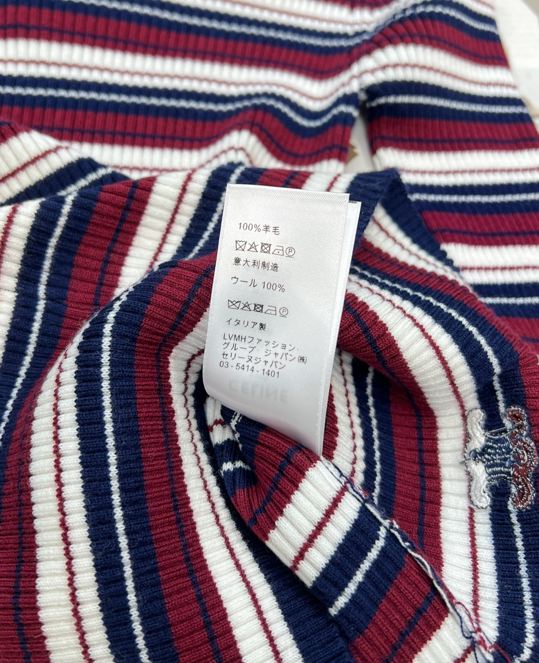 🆕Celine新款高领条纹钩花针织上衣，定制YB羊毛针织材质 柔软细腻 质感舒适 小高领针织打底上衣 防