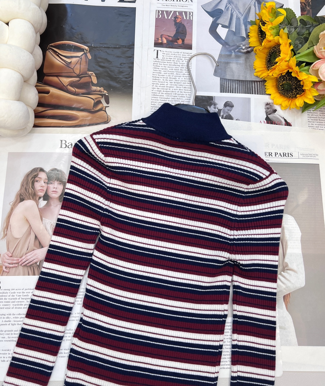 🆕Celine新款高领条纹钩花针织上衣，定制YB羊毛针织材质 柔软细腻 质感舒适 小高领针织打底上衣 防