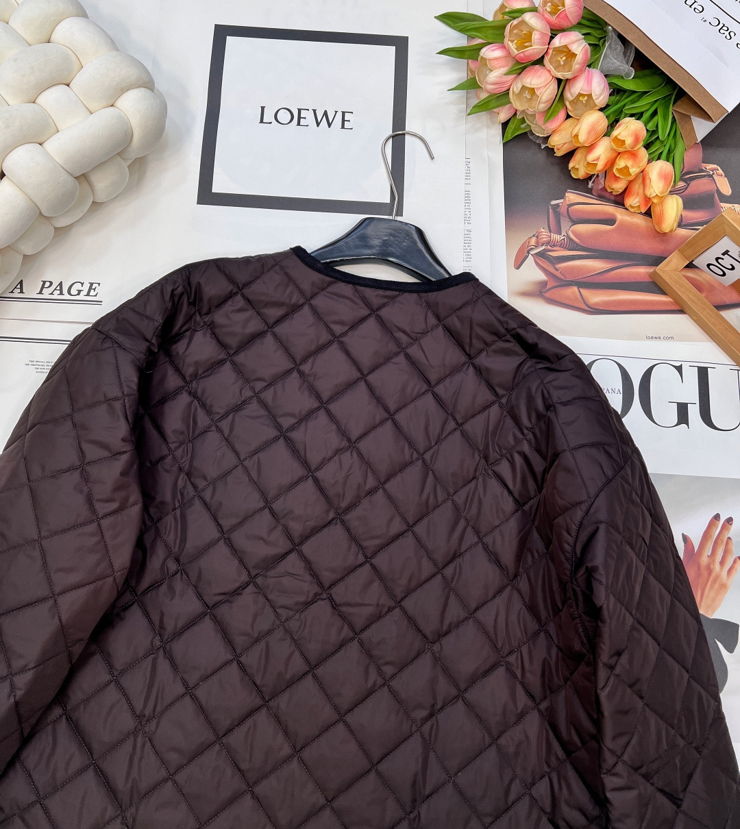 🆕PRADA菱格圆领羽绒棉服，定制YB进口防风防水尼龙材质 其工艺还原 升级材质 提升秋冬御寒功能 羽绒